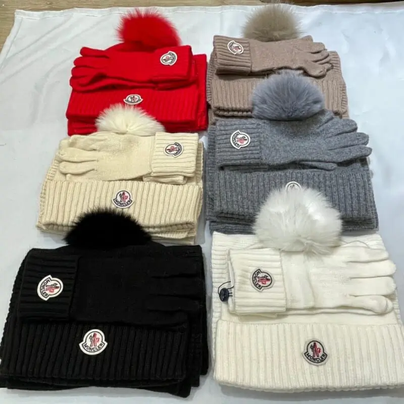 moncler hat and echapres and glove set s_12652111